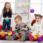 2歳児の女の子も男の子にもおすすめ！人気の手作りおもちゃランキング