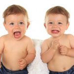 名前はどうする？一卵性の男女双子が誕生する確率と楽しい名付け方